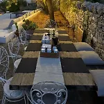Trulli Settarte Con Piscina בית נופש
