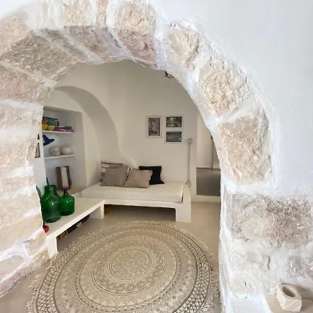 Trulli Settarte Con Piscina Сasa de vacaciones Ostuni