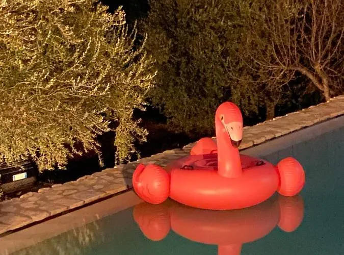Trulli Settarte Con Piscina Holiday home *