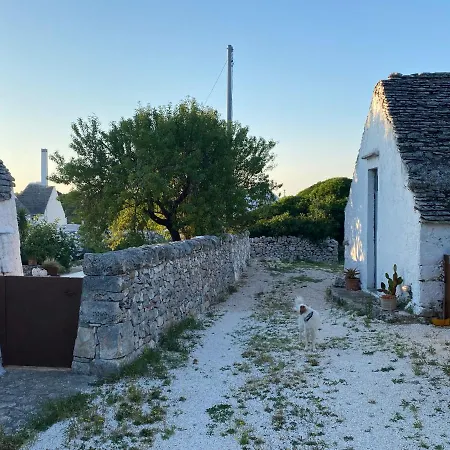 Trulli Settarte Con Piscina * אוסטוני