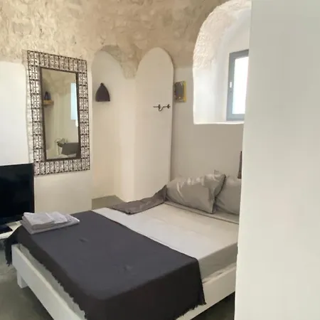Trulli Settarte Con Piscina * אוסטוני