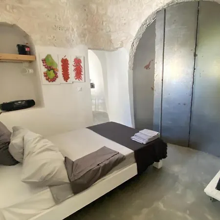 Trulli Settarte Con Piscina אוסטוני